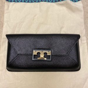 Authentic Tory Burch clutch
